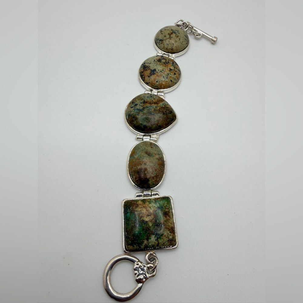 7" African Turquoise Cabochon tennis bracelet in silver tone metal!
